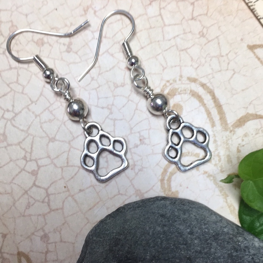 Paw print earrings silver plated nickel free - Picture 7 of 7